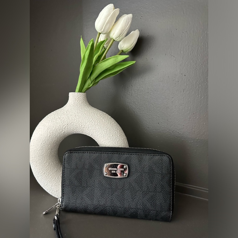 Michael Kors Black Logo Wristlet w/ Silver Detailing!